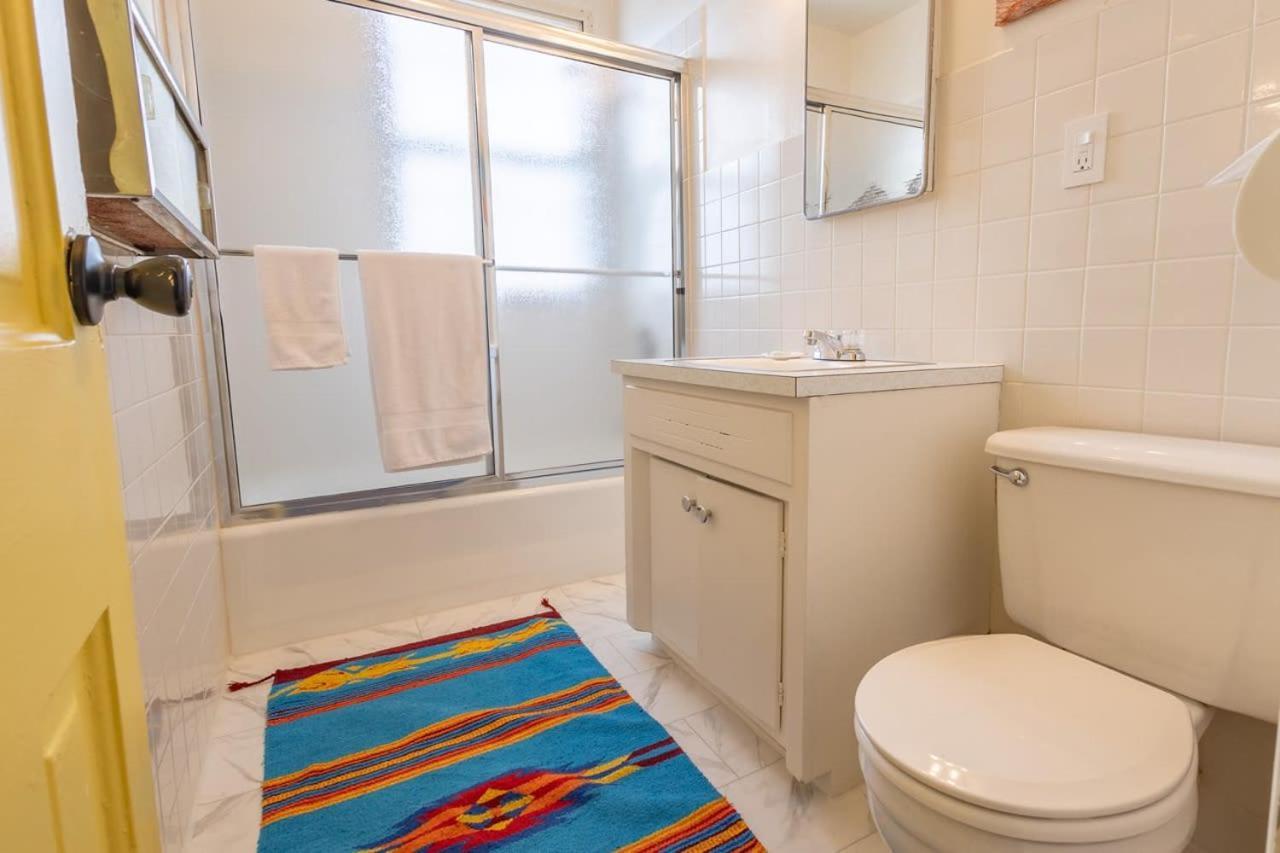 לאראמי New Listing!! Bright Bohemian Stay מראה חיצוני תמונה